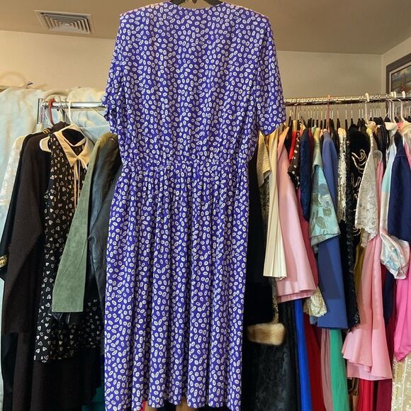 LELIE FAY Purple And White Patterned Women's Dress Plus 22 Aproxímate No Tag Sz - Picture 4 of 10